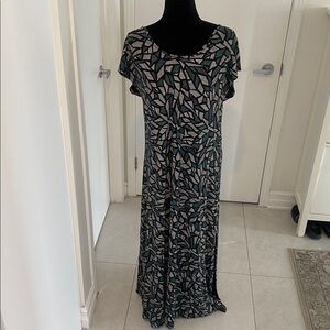 REITMAN’S Maxi length short sleeve  dress in polyester with stretch size large